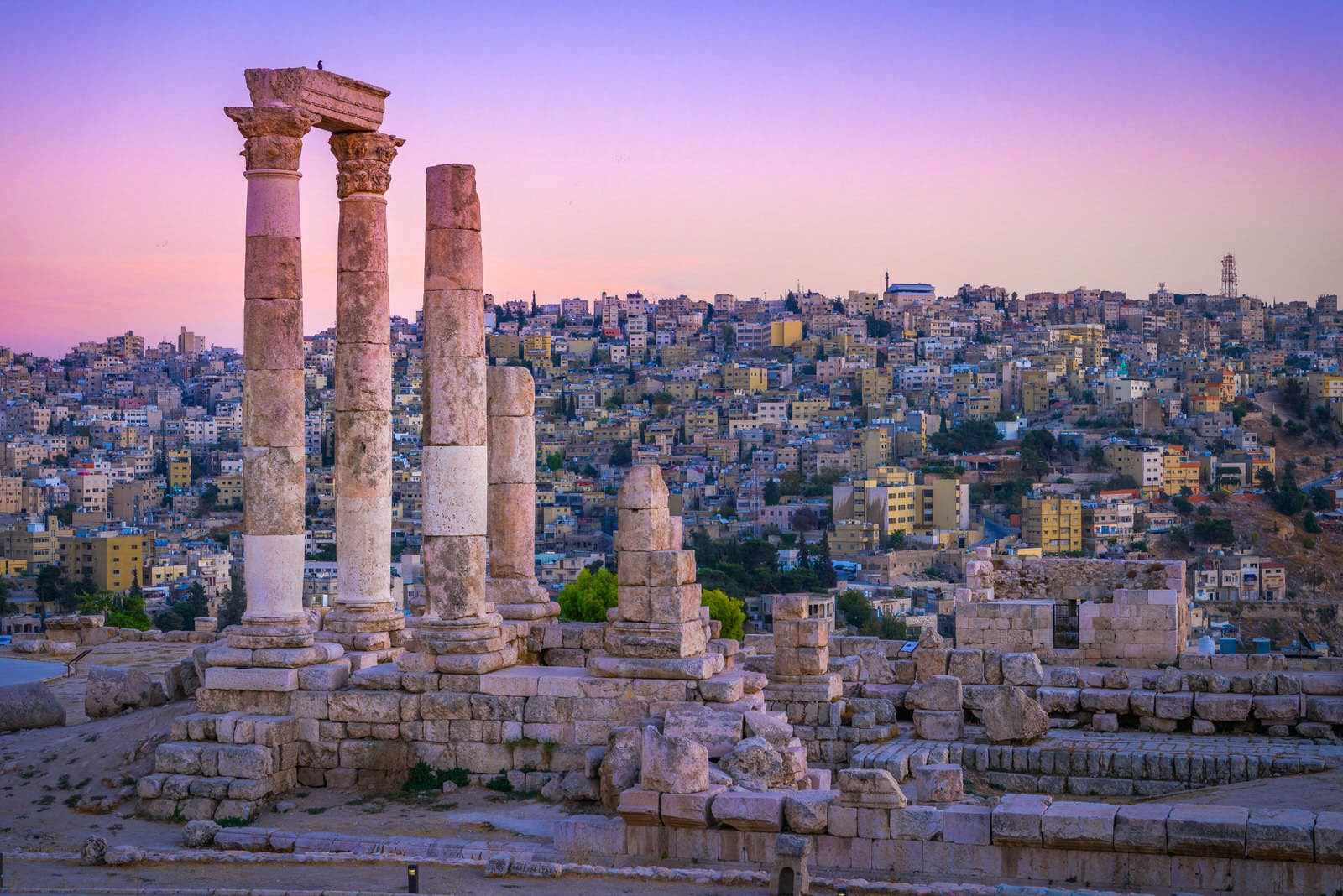 roman-ruins-amman-jordan-407d5b729ba7