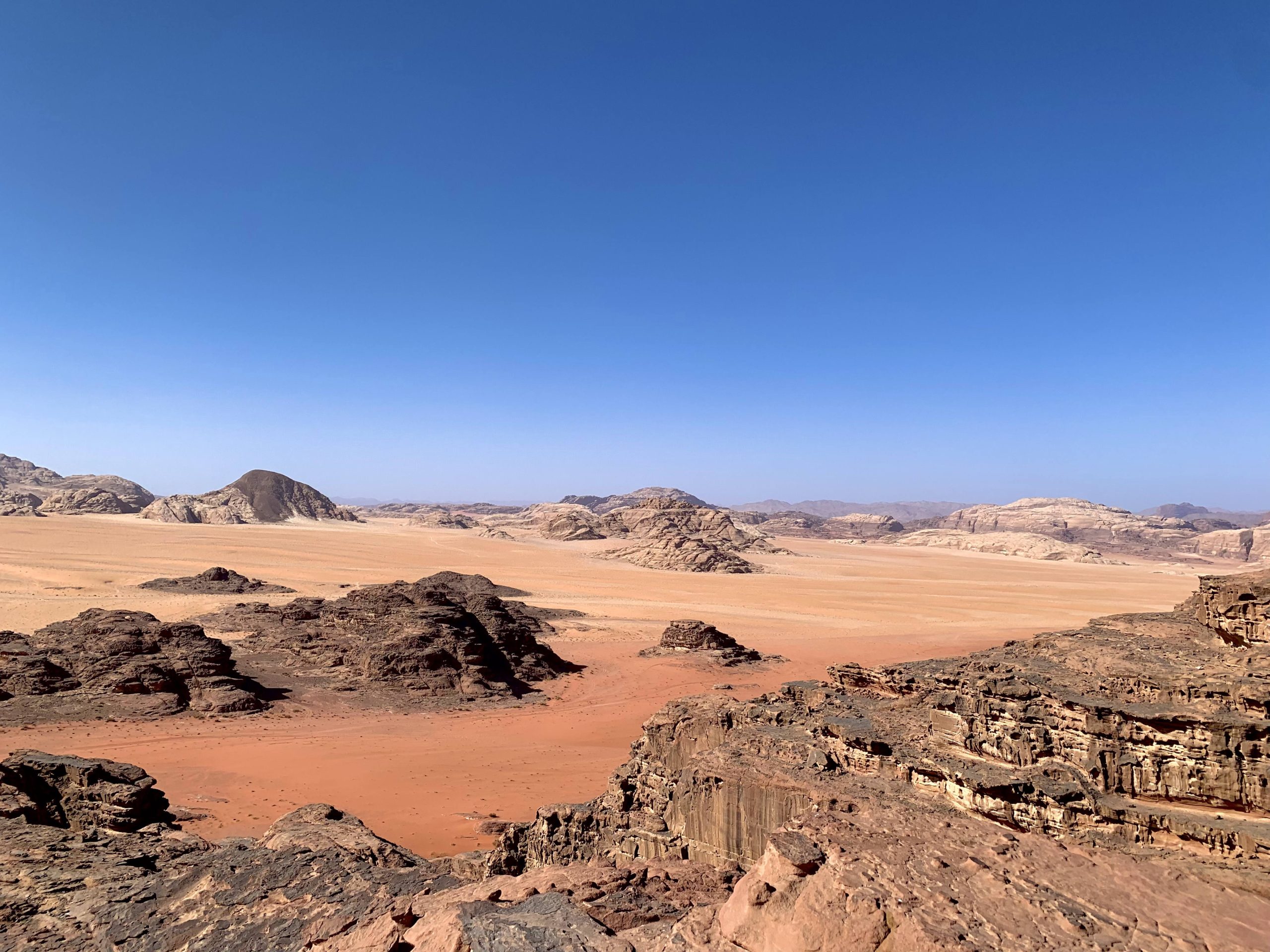white-desert-view-wadi-rum