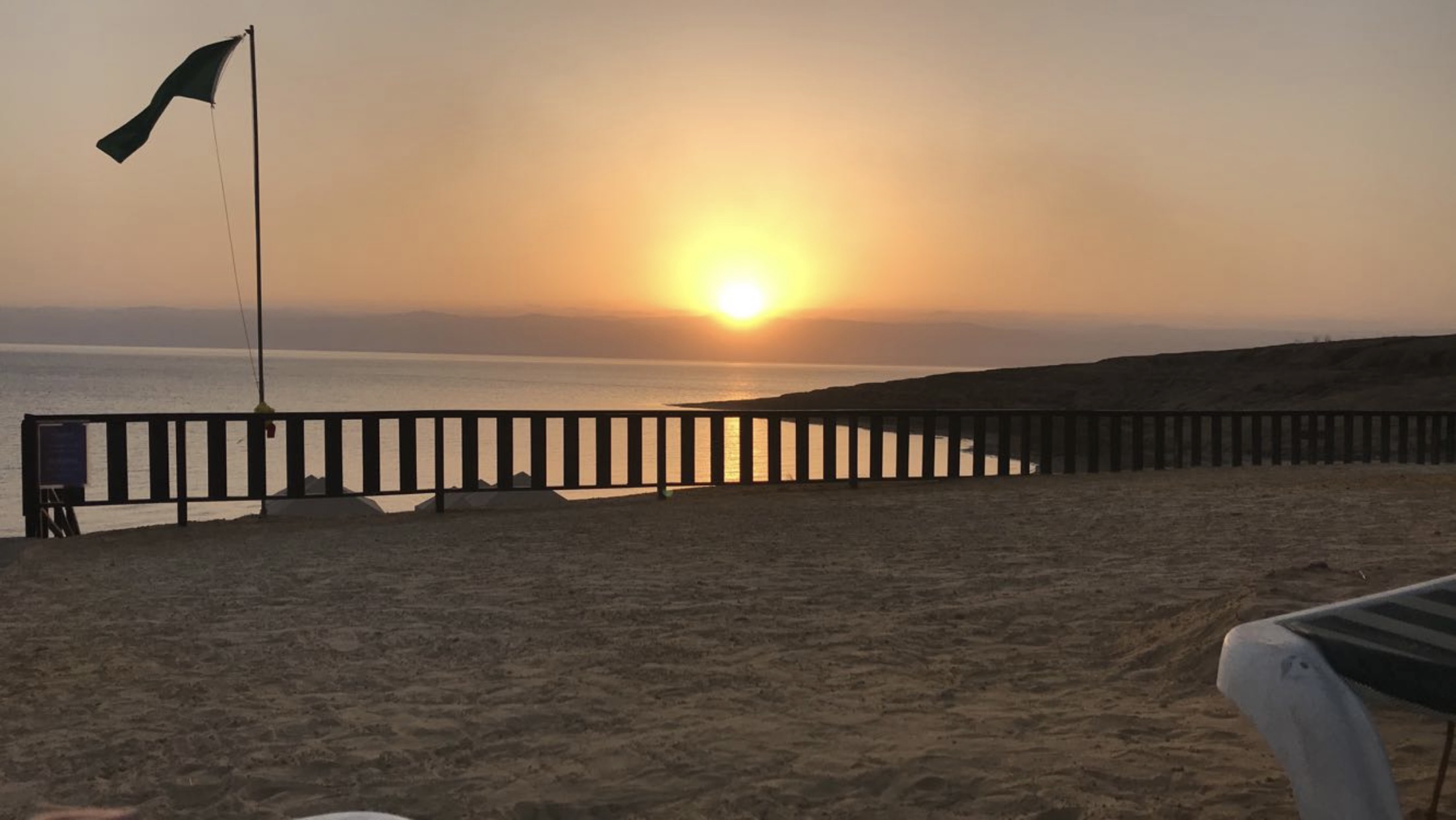 coucher-du-soleil-a-la-mer-morte