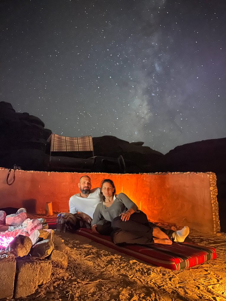 sleep-under-the-stars-cave-wadirum
