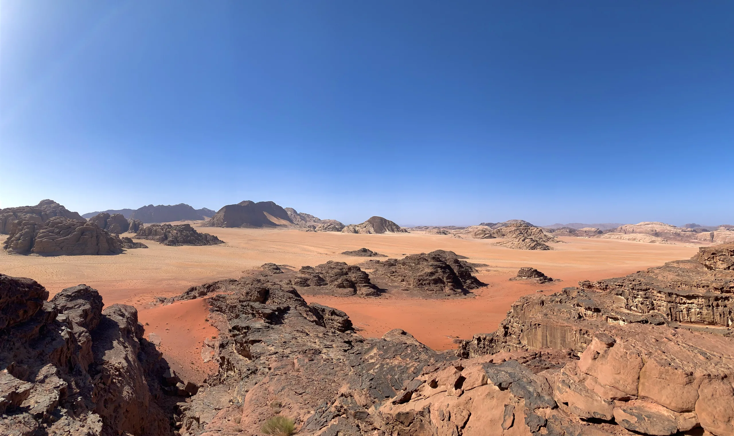 White-desert-view-wadi-rum
